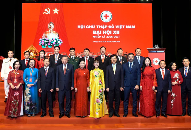 Tỷ phú Nguyễn Thị Phương Thảo nhận nhiệm vụ mới tại Hội Chữ thập đỏ Việt Nam